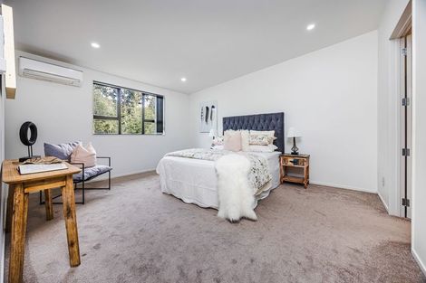Photo of property in 10a Carlos Drive, Flat Bush, Auckland, 2016