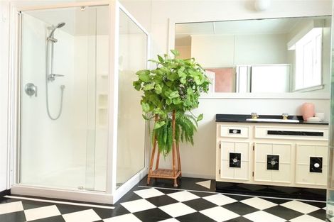 Photo of property in 1 Shoemaker Road, Waipu, 0510