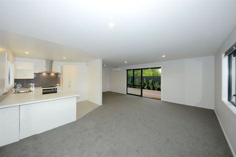 Photo of property in 12 Saint Thomas Place, Woolston, Christchurch, 8062