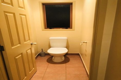 Photo of property in 17a Lesa Annis Place, Henderson, Auckland, 0612