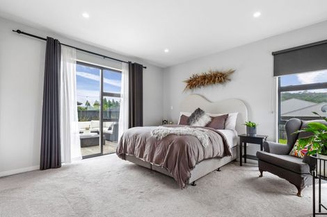 Photo of property in 202 Matua Road, Kumeu, 0810