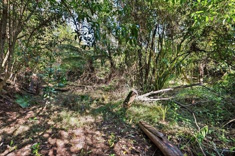 Photo of property in 1/11 Saddleback Rise, Murrays Bay, Auckland, 0630