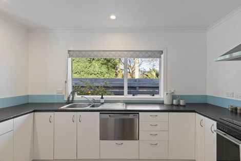 Photo of property in 283a Mangorei Road, Merrilands, New Plymouth, 4312