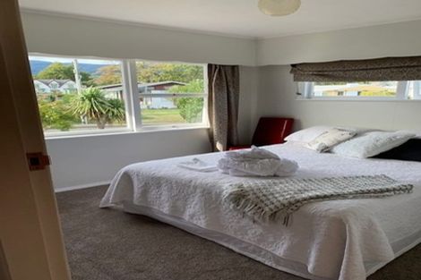 Photo of property in 27 Devon Street, Stoke, Nelson, 7011