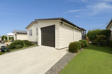 Photo of property in 11 Kamahi Crescent, Papamoa Beach, Papamoa, 3118