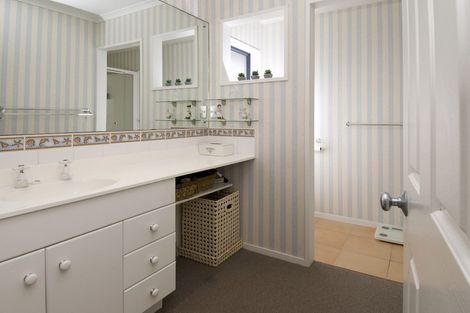 Photo of property in 7 Limerick Place, Dannemora, Auckland, 2016