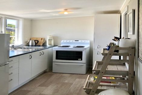 Photo of property in 26 Coleman Avenue, Waverley, 4591