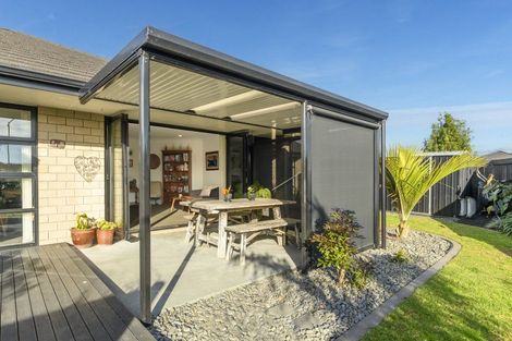 Photo of property in 1 Blanche Road, Papamoa Beach, Papamoa, 3118