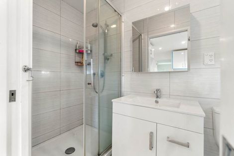 Photo of property in 1/153 Manuka Road, Bayview, Auckland, 0629