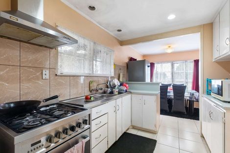 Photo of property in 422 Roscommon Road, Clendon Park, Auckland, 2103