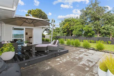 Photo of property in 28a Torkar Road, Clarks Beach, 2122