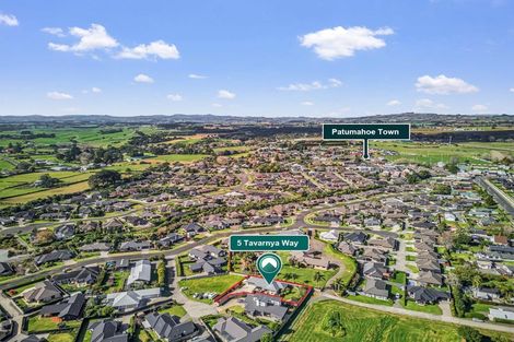 Photo of property in 5 Tavarnya Way, Patumahoe, Pukekohe, 2679