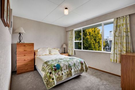 Photo of property in 6 Graham Street, Eltham, 4322