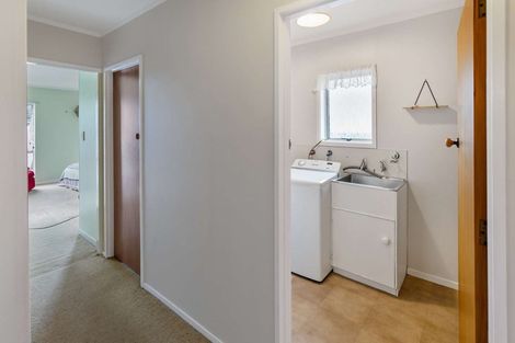 Photo of property in 28 Hood Street, Castlecliff, Whanganui, 4501