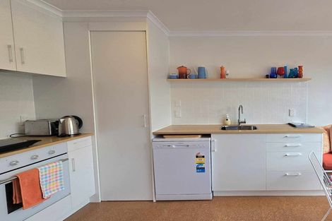 Photo of property in 58b Albert Street, Saint Clair, Dunedin, 9012