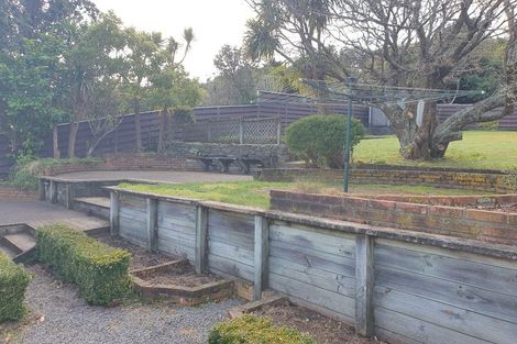 Photo of property in 71 Taylor Terrace, Tawa, Wellington, 5028