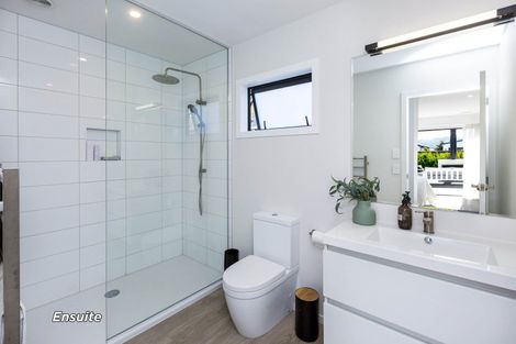 Photo of property in 20 Salisbury Crescent, Wallaceville, Upper Hutt, 5018