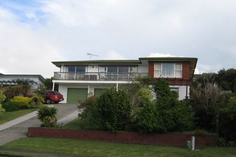 Photo of property in 7 Callender Place, Shelly Park, Auckland, 2014
