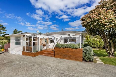 Photo of property in 5 Clensmore Place, Torbay, Auckland, 0630