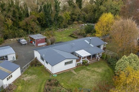 Photo of property in 12 Achray Street, Waiau, 7332