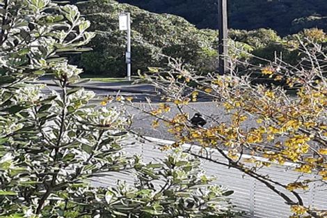 Photo of property in 1/112 Dowse Drive, Maungaraki, Lower Hutt, 5010