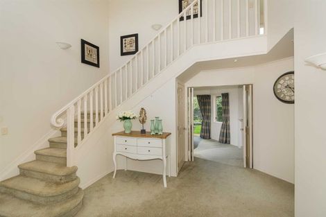 Photo of property in 22 Dene Court Lane, Greenhithe, Auckland, 0632