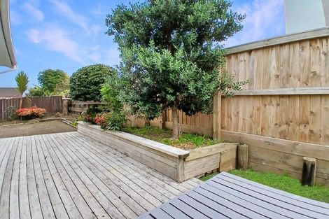 Photo of property in 1/11 Talavera Place, Te Atatu South, Auckland, 0602