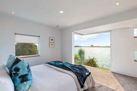 Photo of property in 133 Main Road, Redcliffs, Christchurch, 8081