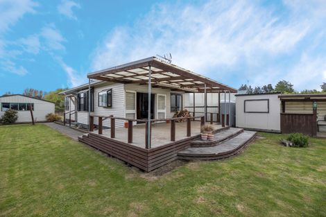 Photo of property in 23 Cross Street, Coalgate, 7673