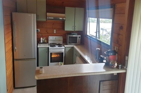 Photo of property in 1 Glenvar Road, Torbay, Auckland, 0630