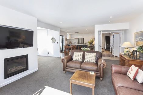 Photo of property in 2/6 Lloyd Street, Strowan, Christchurch, 8052