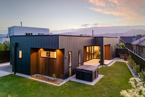 Photo of property in 16 Willoughby Place, Clyde, 9330