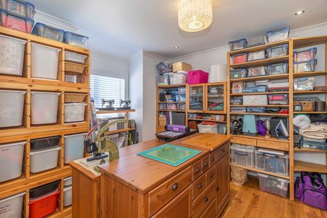 Photo of property in 15 Okarito Avenue, Levin, 5510