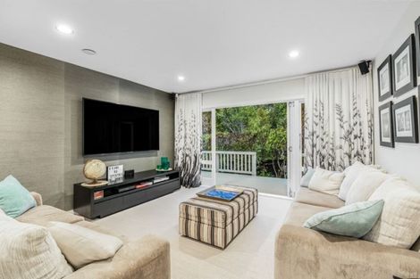 Photo of property in 12 Rame Road, Greenhithe, Auckland, 0632