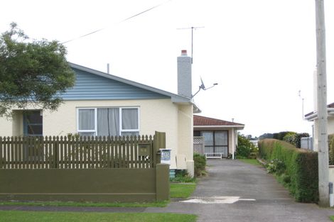 Photo of property in 54 Doone Street, Lynmouth, New Plymouth, 4310