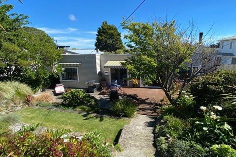 Photo of property in 30 Martin Road, Paraparaumu Beach, Paraparaumu, 5032