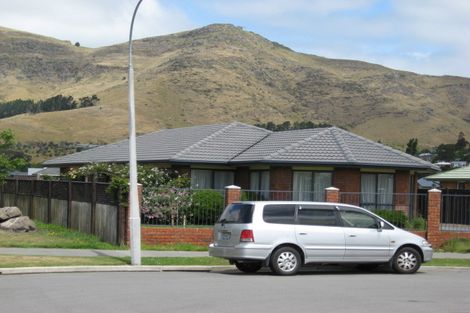 Photo of property in 77 Laing Crescent, Heathcote Valley, Christchurch, 8022