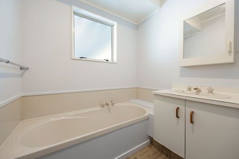 Photo of property in 33 Lowe Road, Rukuhia, Hamilton, 3282