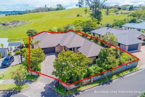 Photo of property in 44 Limousin Place, Grandview Heights, Hamilton, 3200