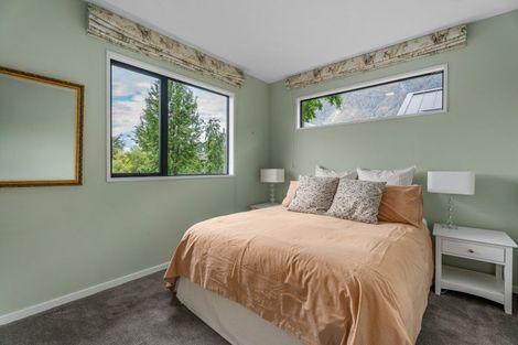 Photo of property in 10 Caithness Court, Jacks Point, Queenstown, 9371