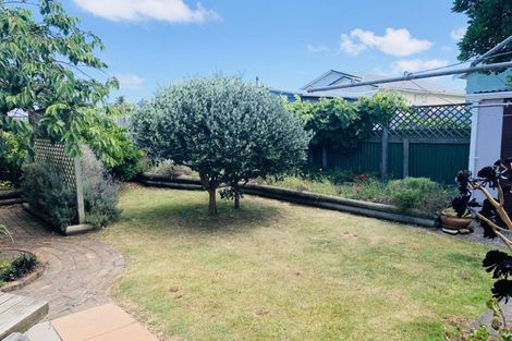 Photo of property in 14 Kawatiri Avenue, Gonville, Whanganui, 4501