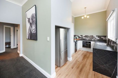 Photo of property in 6 A'court Street, Sanson, 4817