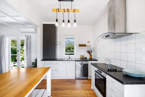 Photo of property in 703 Ellison Road, Parkvale, Hastings, 4122