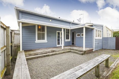 Photo of property in 24 Lombard Street, Palmerston North, 4410