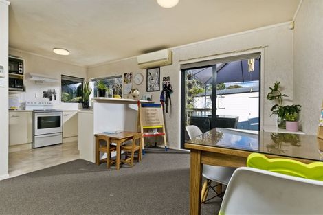 Photo of property in 106 Glen Road, Ranui, Auckland, 0612