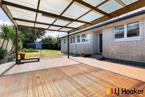 Photo of property in 12 Crampton Place, Manurewa, Auckland, 2102