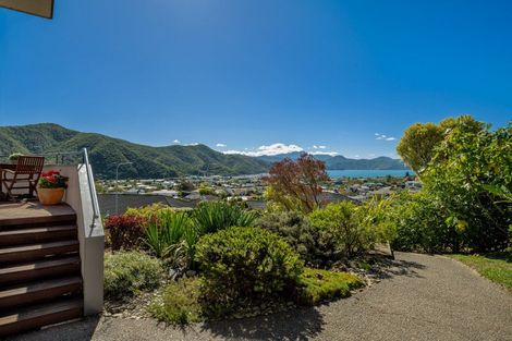 Photo of property in 8 Moana Heights, Waikawa, Picton, 7220