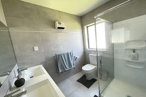 Photo of property in 3 Kabardin Street, Karaka, Papakura, 2113