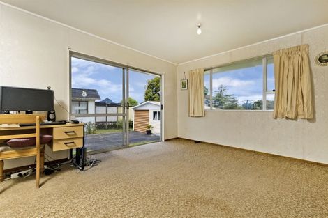Photo of property in 84 Glendene Avenue, Glendene, Auckland, 0602