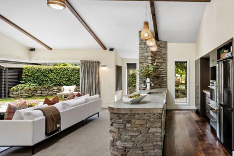 Photo of property in 94 Centennial Avenue, Arrowtown, 9302